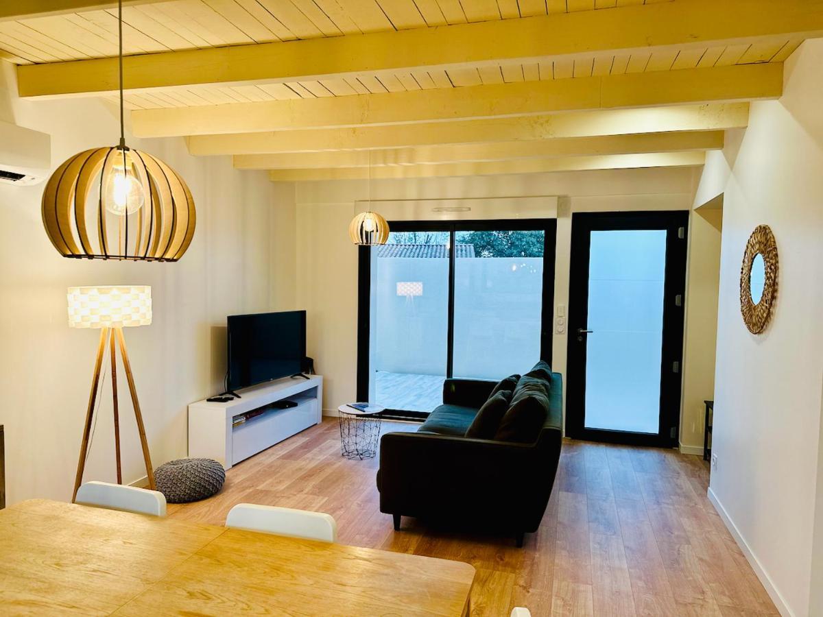 La Halte Occitane - Classe 3 Etoiles - Pour 6 Personnes, 3 Chambres, Parking, Terrasse, Tout Inclus Монтобан Екстер'єр фото